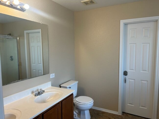 8407 Silver Brush in San Antonio, TX - Building Photo - Building Photo