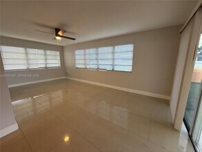 7611 NW 2nd St in Pembroke Pines, FL - Building Photo - Building Photo