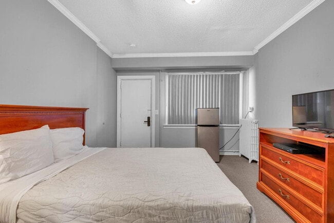 property at 18732 Dix Toledo Rd
