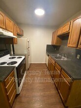 1412 Courtney Pl in Cleburne, TX - Building Photo - Building Photo