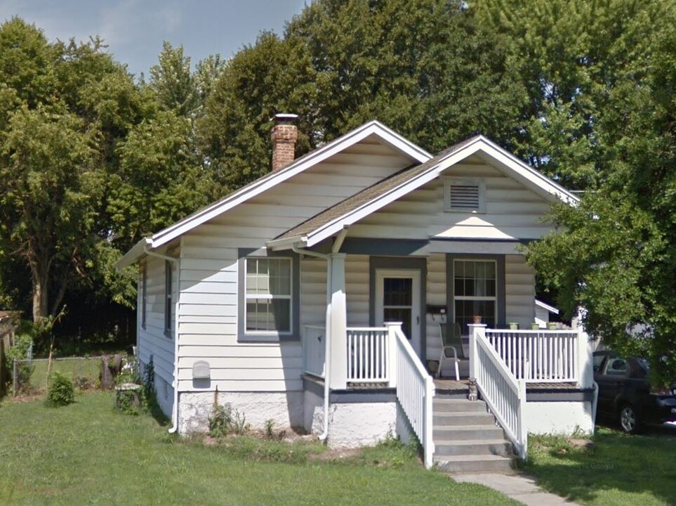 1337 S Kimbrough Ave in Springfield, MO - Building Photo