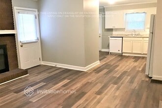 1318 Lomax Ave in Charlotte, NC - Building Photo - Building Photo