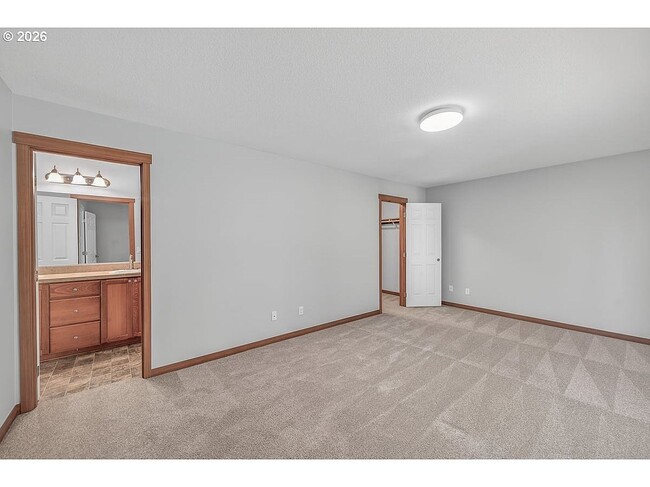 57800 Grandmas Ln in Scappoose, OR - Building Photo - Building Photo