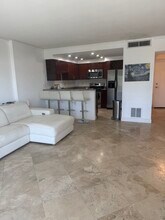 2900 NE 30th St, Unit 3f in Fort Lauderdale, FL - Building Photo - Building Photo
