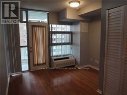 2464 Weston Rd in Toronto, ON - Building Photo - Building Photo