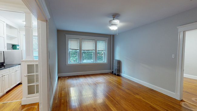 3 Gray Gdns W, Unit 3 in Cambridge, MA - Foto de edificio - Building Photo
