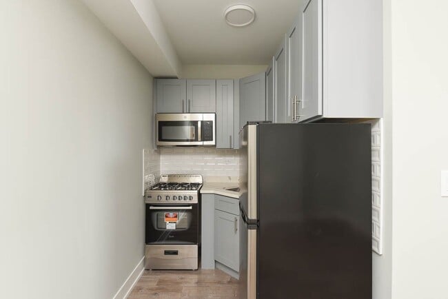 508 W Belmont Ave in Chicago, IL - Building Photo - Building Photo