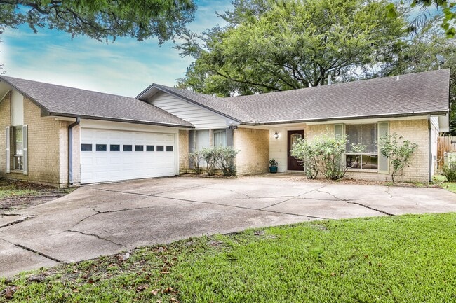 1226 Ferndale Dr in El Lago, TX - Building Photo - Building Photo