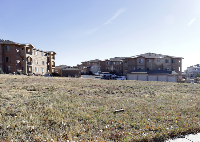 Villas at Bear Creek in Colorado Springs, CO - Building Photo - Building Photo