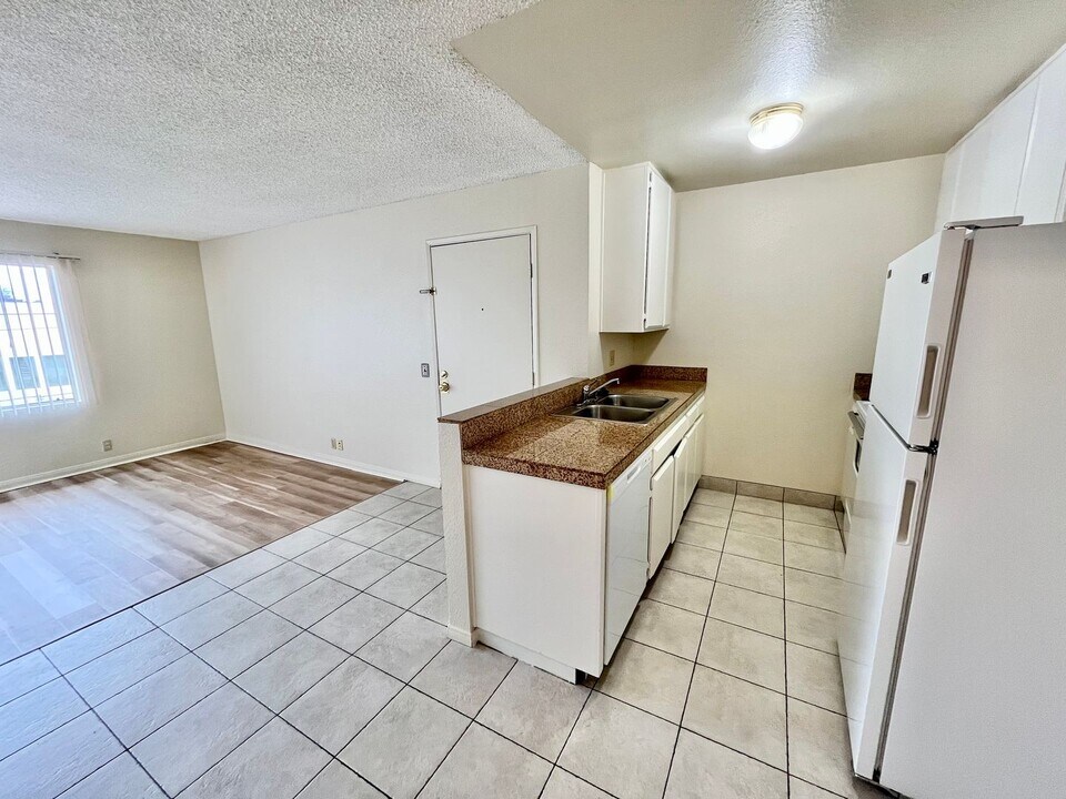 3917 Spring Dr in Spring Valley, CA - Building Photo