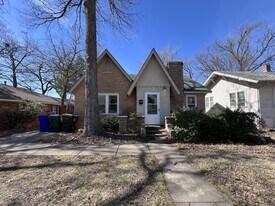926 Miller Ave in Norman, OK - Building Photo