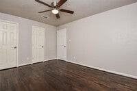 3615 Dennis St photo'