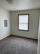 2115 14th St in Coralville, IA - Building Photo - Building Photo