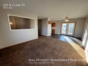 205 N Clark St in Lawson, MO - Building Photo - Building Photo