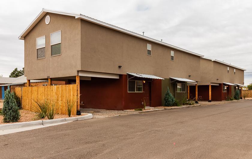 4421 12th St NW in Albuquerque, NM - Building Photo