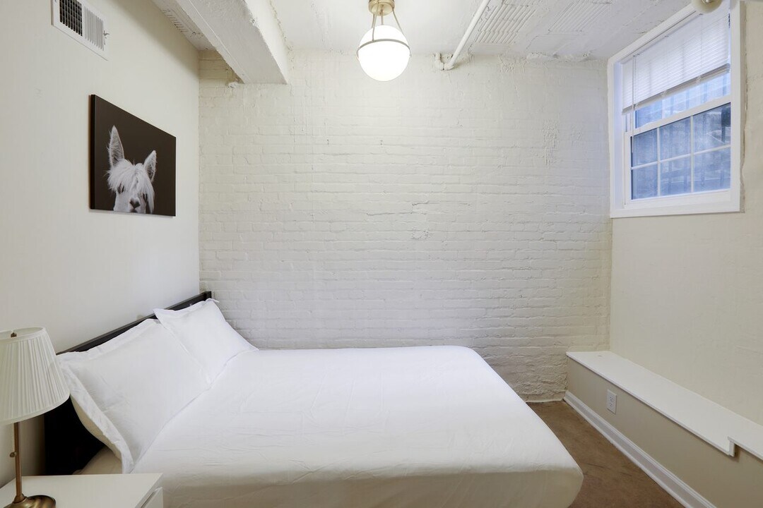 1815 S St NW-Unit -A in Washington, DC - Building Photo