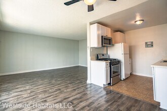 350 S Manhattan- fully renovated unit in Koreatown in Los Angeles, CA - Foto de edificio - Building Photo