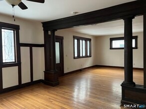 1546 Whitney Ave in Hamden, CT - Building Photo - Building Photo