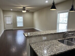 667 Cooper Square in Cookeville, TN - Building Photo - Building Photo