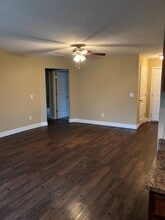 2726 W Lincoln St in Springfield, MO - Building Photo - Building Photo