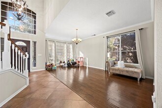 11118 Sprucedale Ct in Houston, TX - Foto de edificio - Building Photo