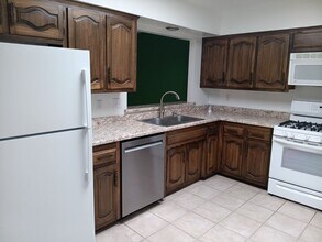 8506 Spain Rd NE in Albuquerque, NM - Building Photo - Building Photo