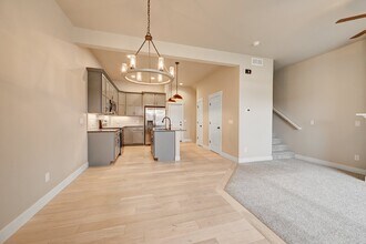 5551 Longshaw Ct in Windsor, CO - Building Photo - Building Photo