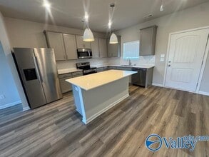 119 Foster Wy Dr in Huntsville, AL - Building Photo - Building Photo