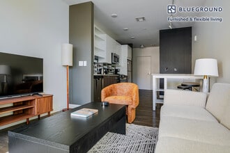 2 Leighton St, Unit FL5-ID1298 in Cambridge, MA - Foto de edificio - Building Photo