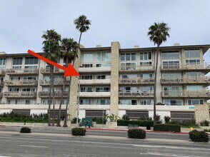 230 S Catalina Ave, Unit 311 in Redondo Beach, CA - Building Photo - Building Photo