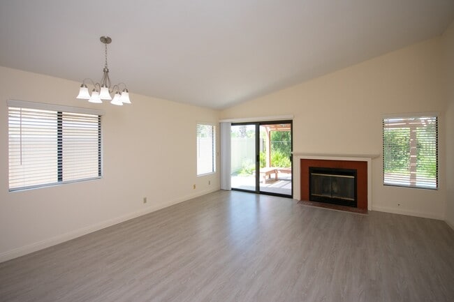 7921 Calle Madrid in Carlsbad, CA - Building Photo - Building Photo