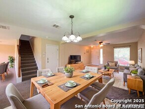 6819 Cutting Creek in San Antonio, TX - Building Photo - Building Photo