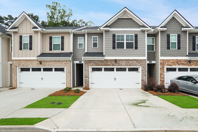 property at 1050 King Iron Dr