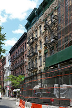 232 Mulberry St in New York, NY - Building Photo - Building Photo