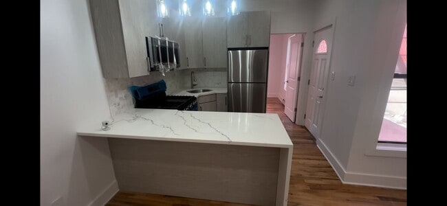 86 Wyona St in Brooklyn, NY - Foto de edificio - Building Photo