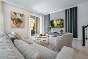 2644 Reading Trail in Kissimmee, FL - Building Photo