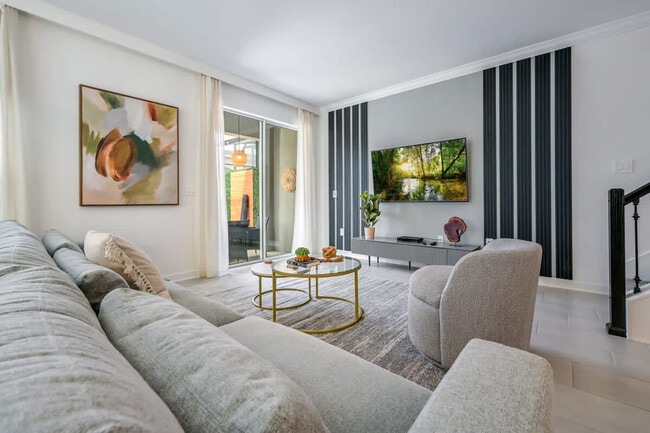 2644 Reading Trail