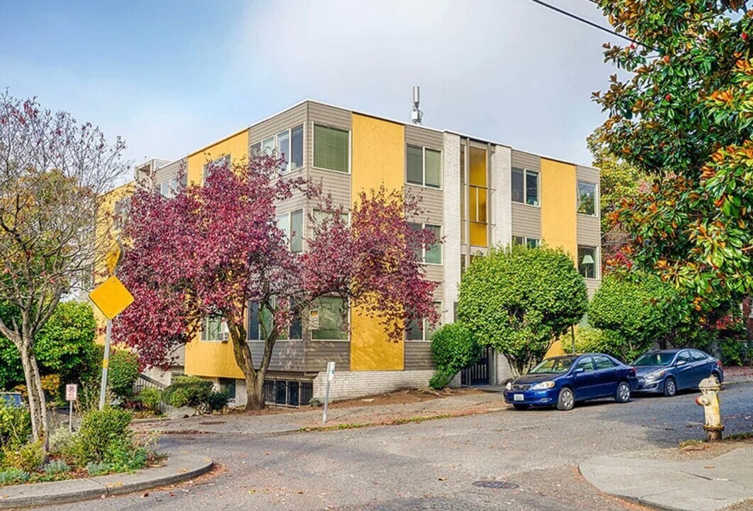 Kelo in Seattle, WA - Building Photo