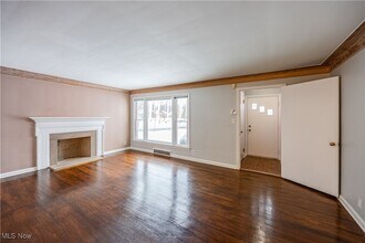 23211 Fernwood Dr, Unit 3507 in Beachwood, OH - Building Photo - Building Photo