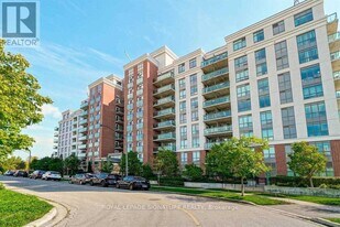 120 Dallimore Cir in Toronto, ON - Building Photo