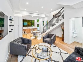 1445 N Martel Ave in Los Angeles, CA - Building Photo