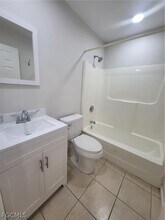 1727 SE 15th Pl in Cape Coral, FL - Building Photo - Building Photo