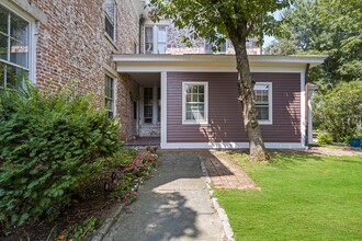 7 Lincoln Pl, Unit 3 in Ossining, NY - Foto de edificio - Building Photo