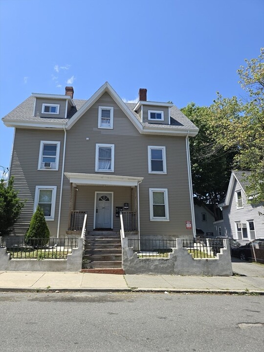 139 Timson St in Lynn, MA - Building Photo