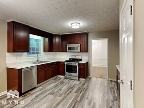 738 Edgeley Ln in Lawrenceville, GA - Building Photo - Building Photo