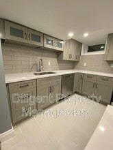 369 Applegrove Ave in Peterborough, ON - Building Photo - Building Photo
