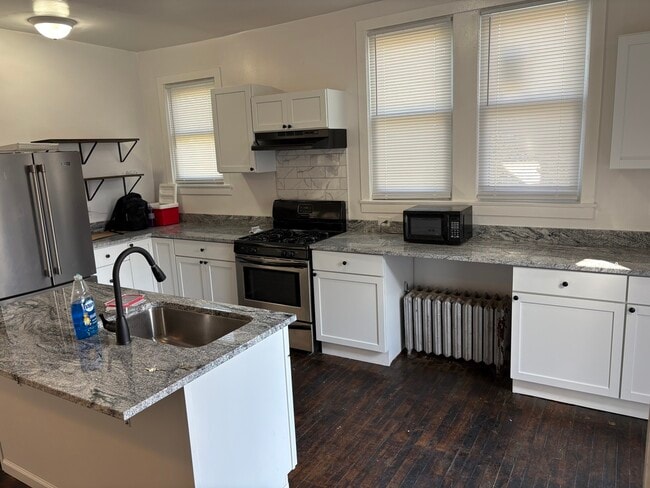 811 N Harlem Ave in Oak Park, IL - Building Photo - Building Photo