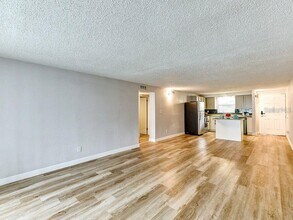 9930 Grace Dr in Port Richey, FL - Foto de edificio - Building Photo