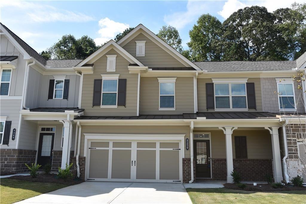 2450 Laurel Gate Ln in Cumming, GA - Building Photo