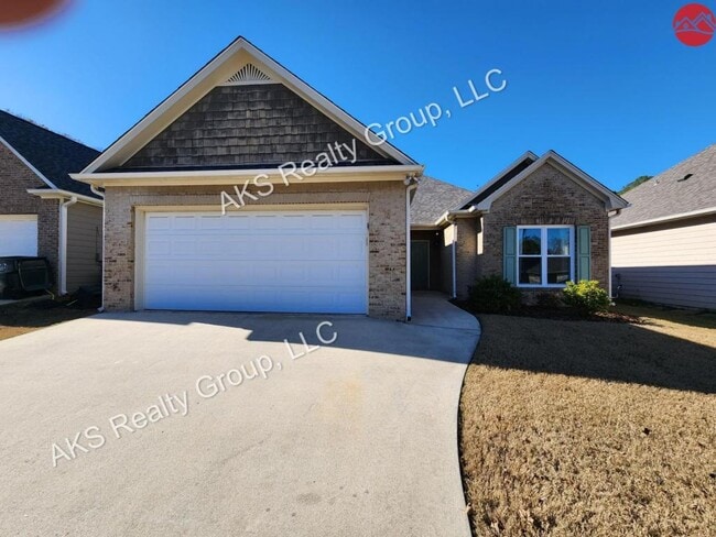 property at 104 Lantana Cir